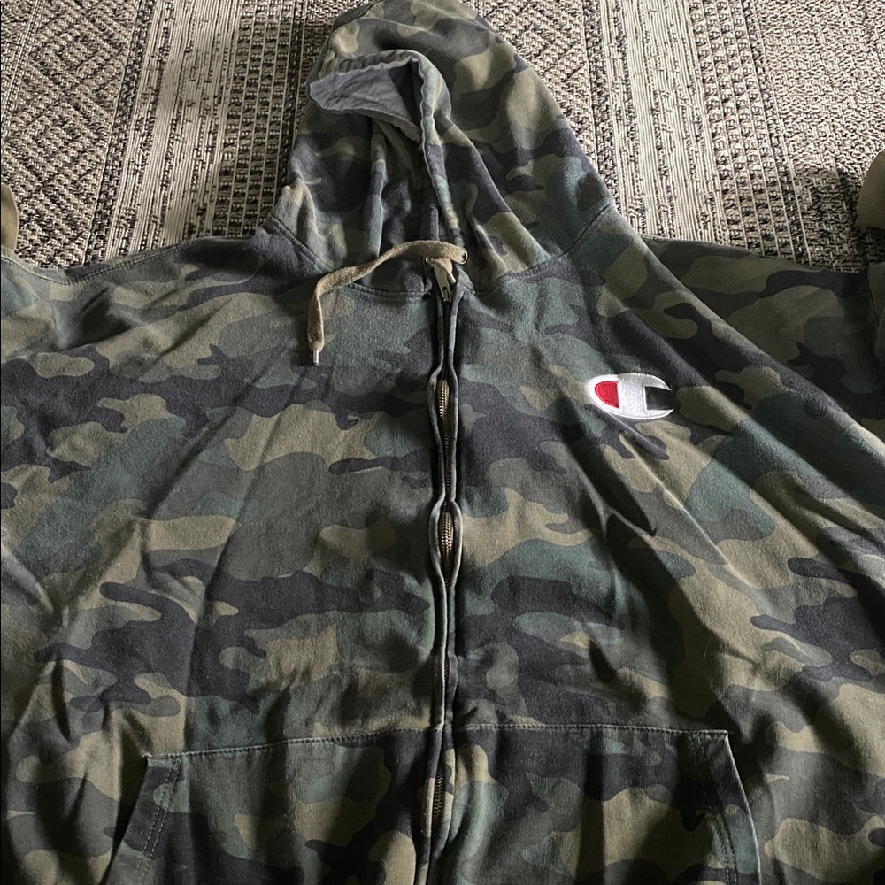 Champion Camouflage Full-Zip Hoodie Size 6X (501) - Picture 5 of 12